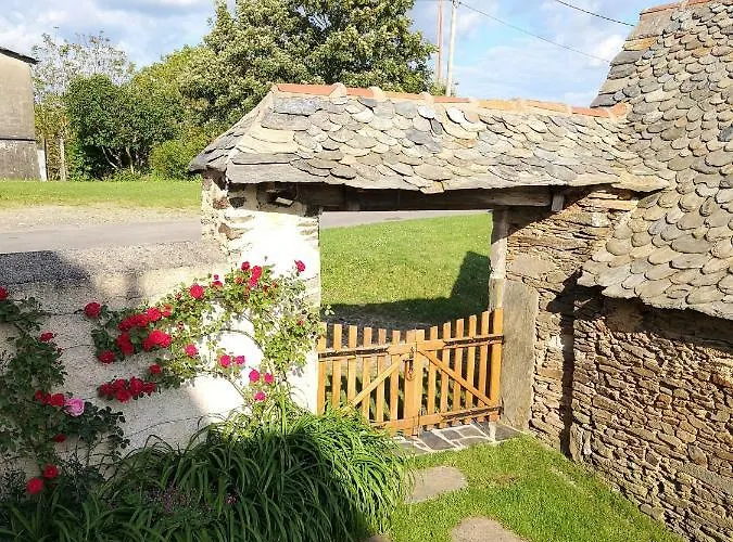 Maison Confort Calme Vallee Du Lot Proche De En Aveyron بيت للعطل Conques-en-Rouergue