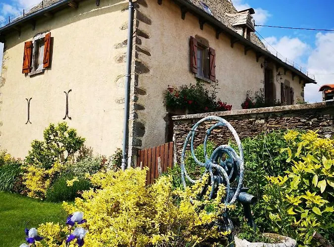 Maison Confort Calme Vallee Du Lot Proche De En Aveyron بيت للعطل Conques-en-Rouergue
